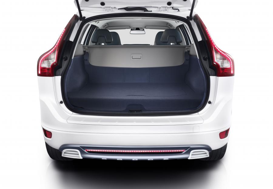 Багажник Volvo XC60 Plug-in Hybrid Concept 2012 года  (фото 19 из 20)